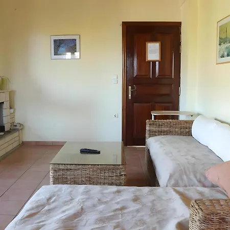 Milia Áyios Nikítas